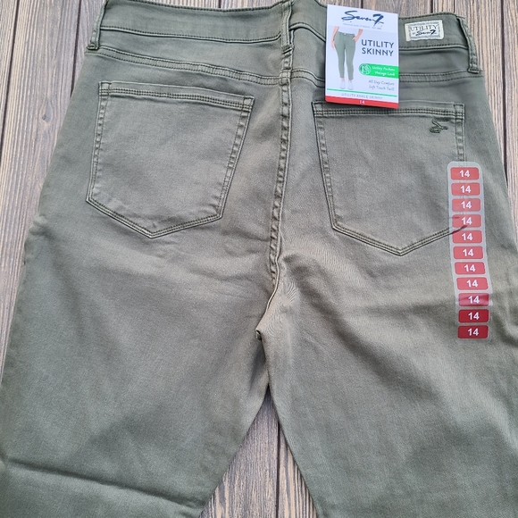 Seven7 Utility Skinny Jeans - Picture 5 of 7